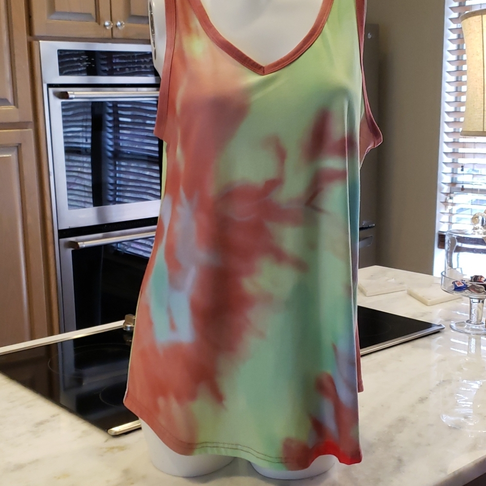 Tie Dye tank top XL